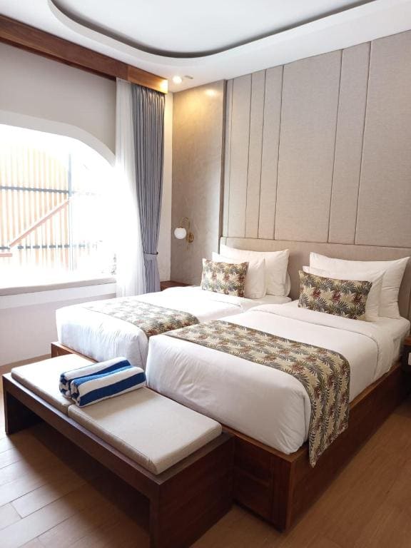One Bedroom Deluxe Pool Villa room - Image 1