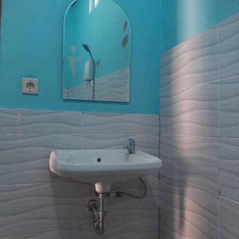 Double Room with Private Bathroom room - Image 1
