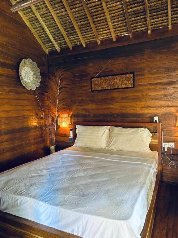 Bungalow with Sea View room - Image 2