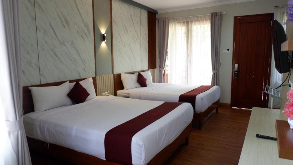 Bungalow room - Image 1