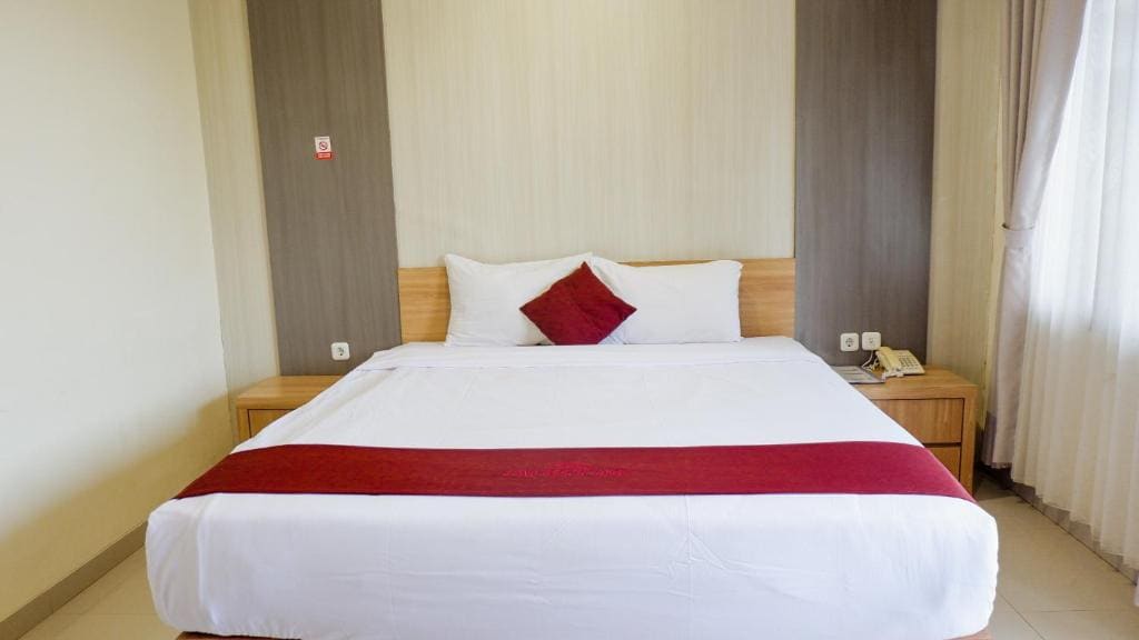 Deluxe King Room room - Image 1