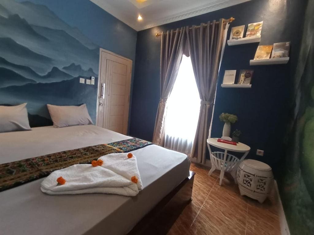 Double Room with Private Bathroom room - Image 2