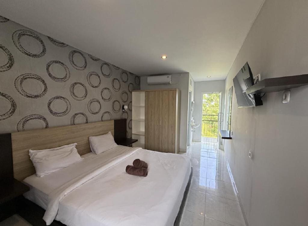 Double Room with Patio room - Image 1