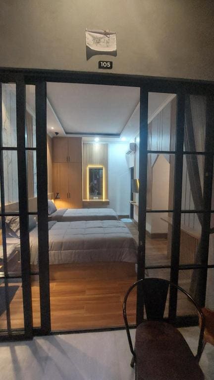 Deluxe Double or Twin Room with Pool View room - Image 2