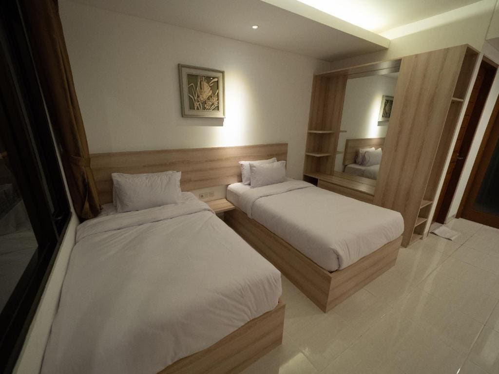 Deluxe Twin Room room - Image 2