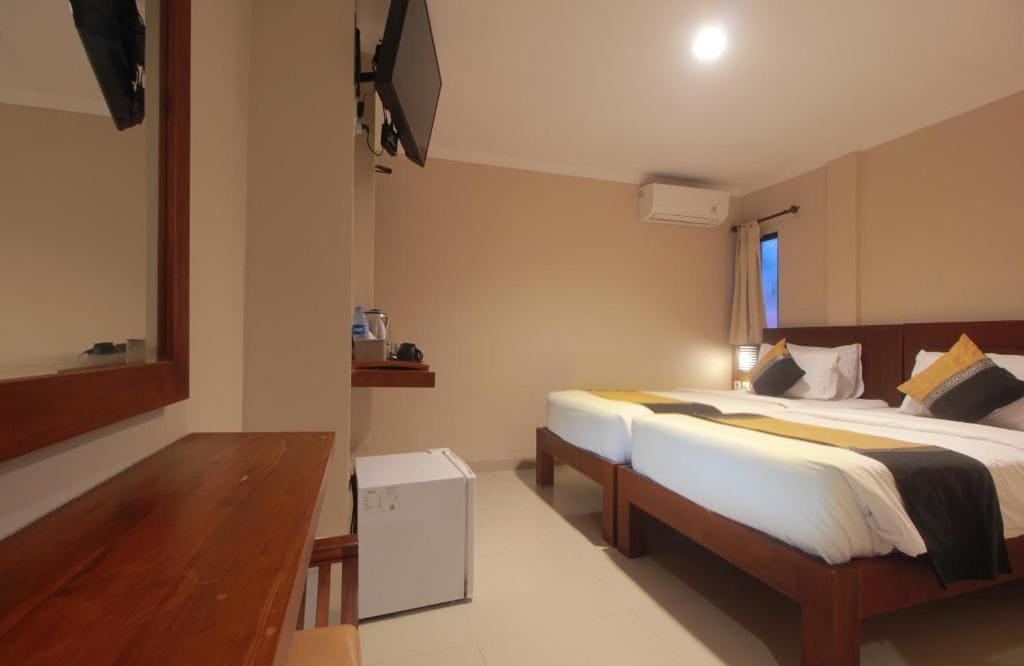 Standard Double or Twin Room with Balcony room - Image 3