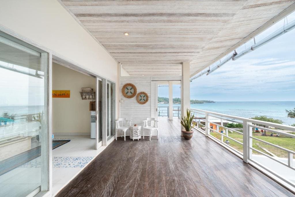 Deluxe Double Room with Balcony and Sea View room - Image 2