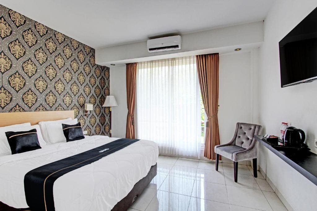 Deluxe Suite room - Image 3