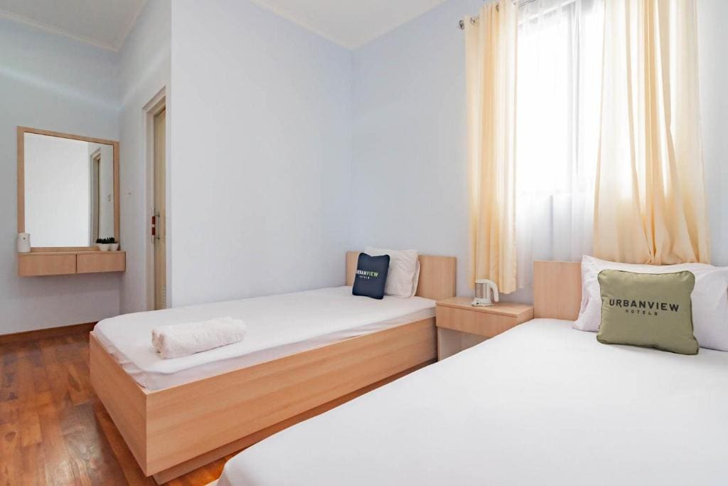 Superior Twin Room room - Image 1