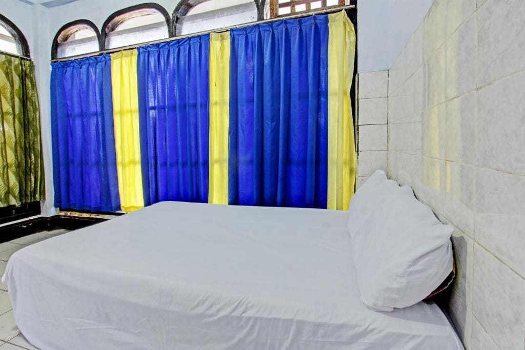 Deluxe King Room room - Image 2