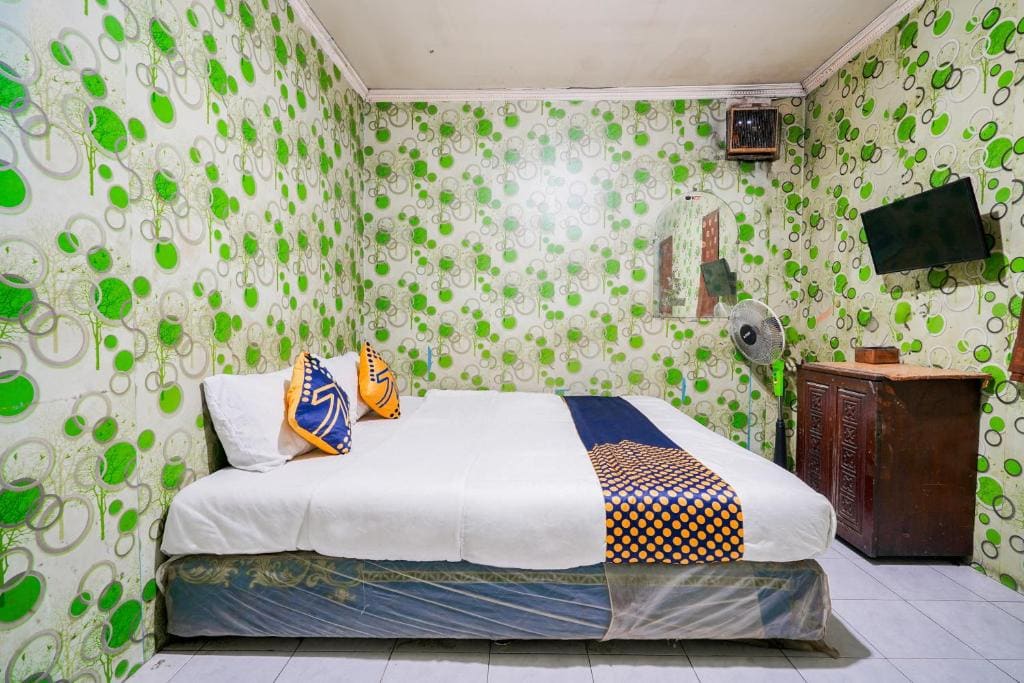 Deluxe King Room room - Image 1