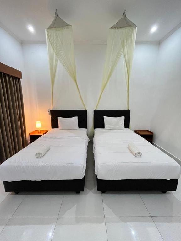 Twin Room with Garden View room - Image 2
