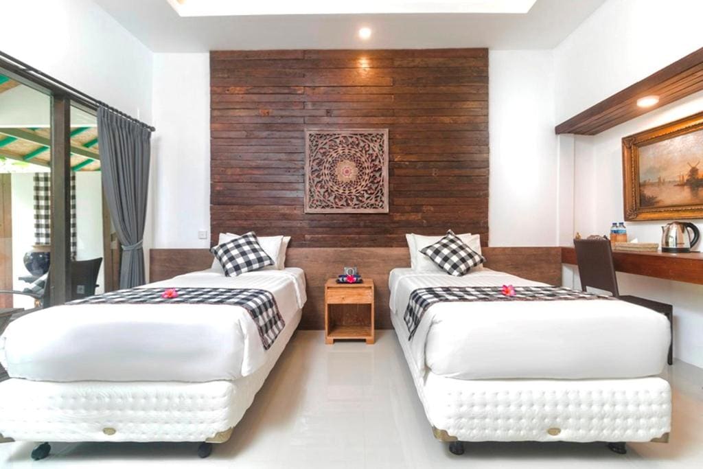 Deluxe Room room - Image 3