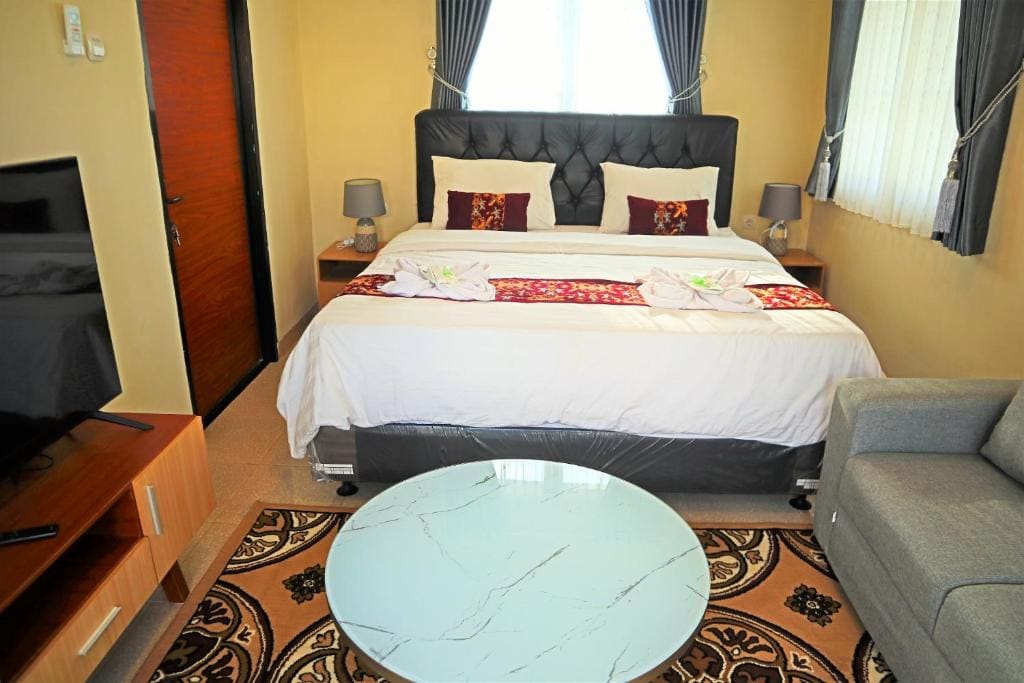 Studio with Garden View room - Image 1