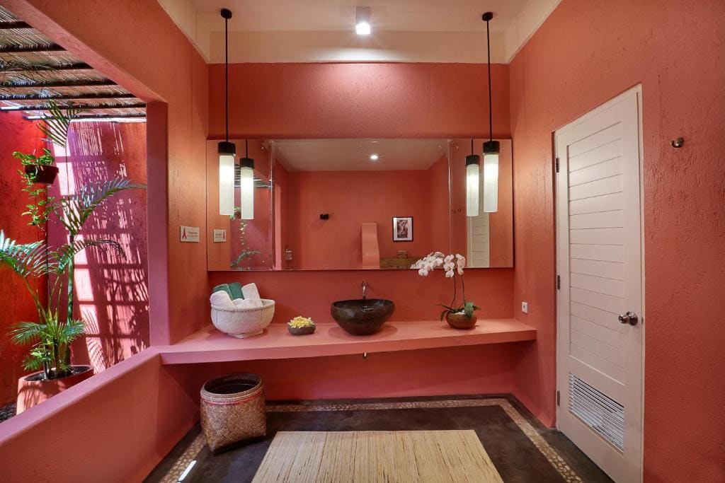 Grande Pool View - for Cool Adults Only room - Image 2
