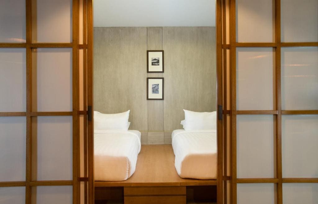 Little France (Mezzanine Room with Sharing Bathroom) room - Image 1