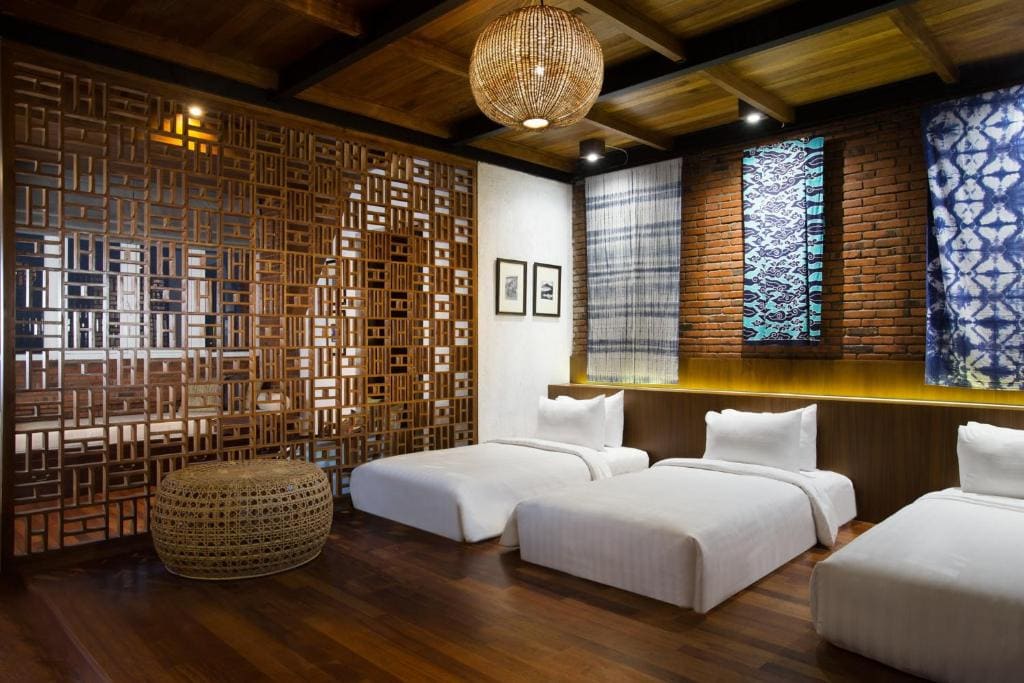 Founder’s Home room - Image 3