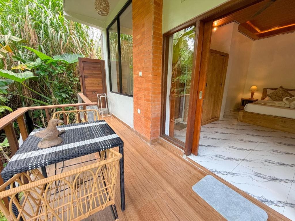 Deluxe Double Room with Bath room - Image 1