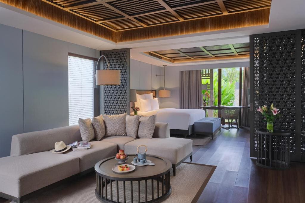 Garden Suite with Courtyard and Plunge Pool room - Image 3