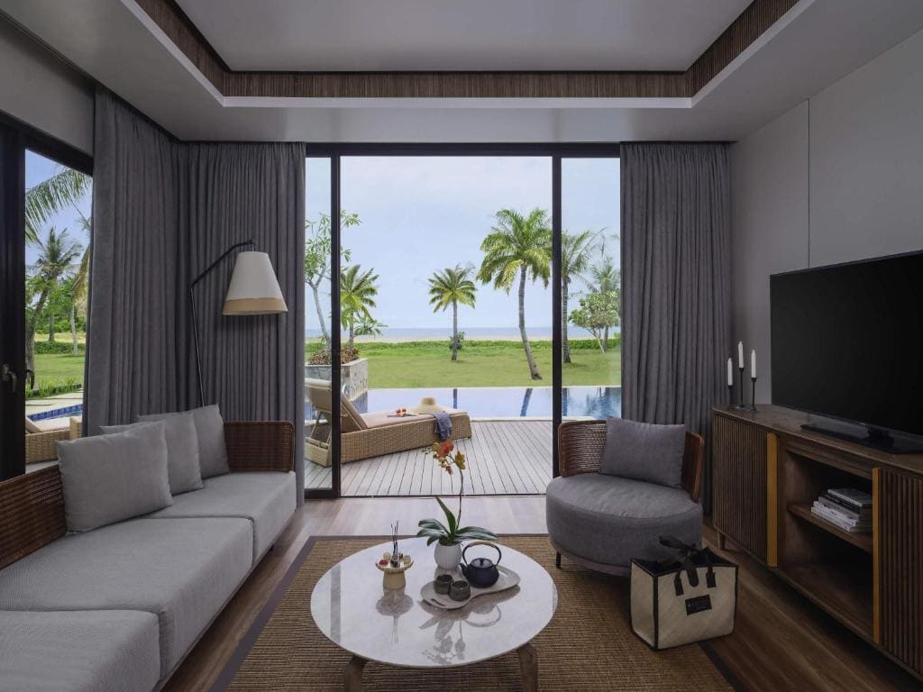 Two Bedroom Beachfront Villa with Swimming Pool and Sea View room - Image 1