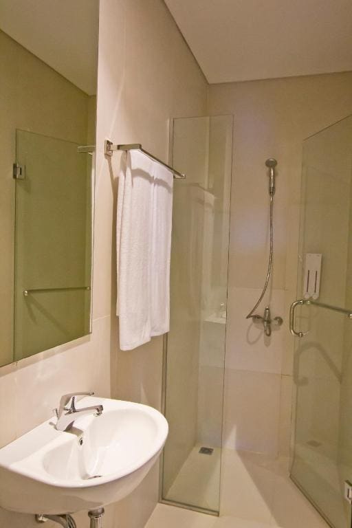 Hot Deal - Superior Room room - Image 2