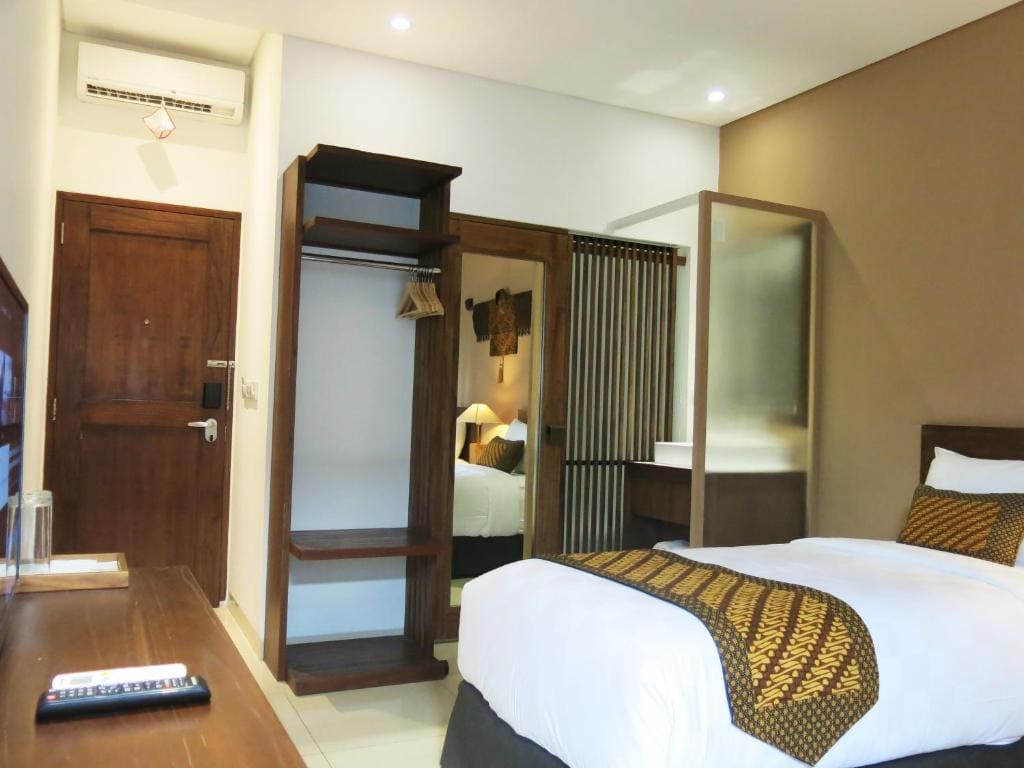 Deluxe Twin Room room - Image 1