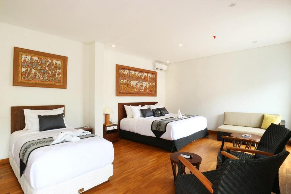 Family Suite with Balcony and Pool View room - Image 1