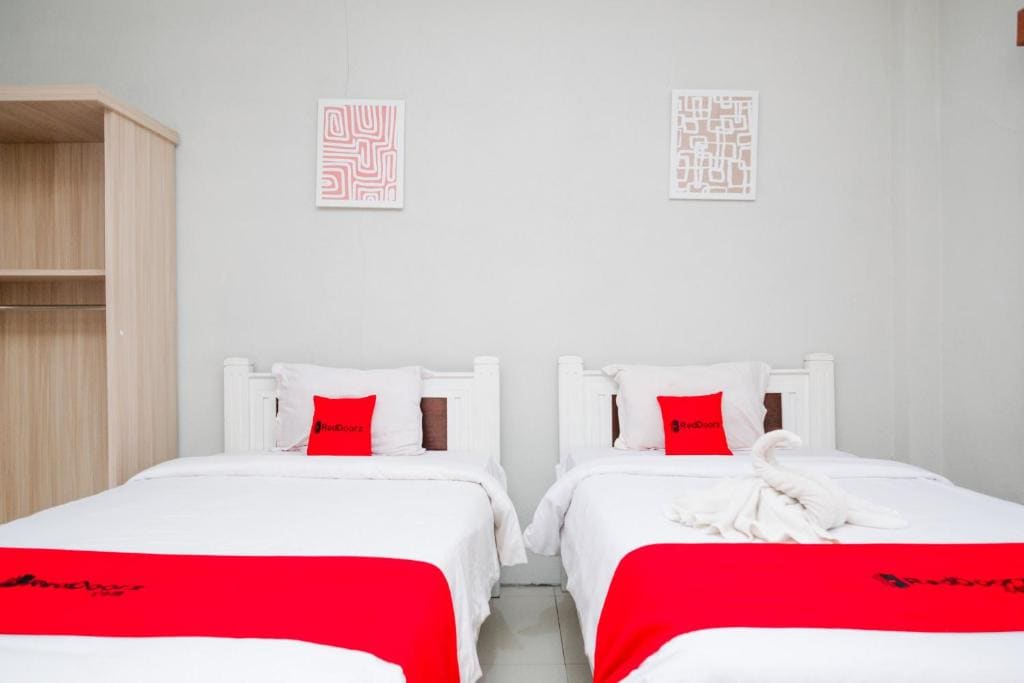 Standard Twin Room room - Image 1