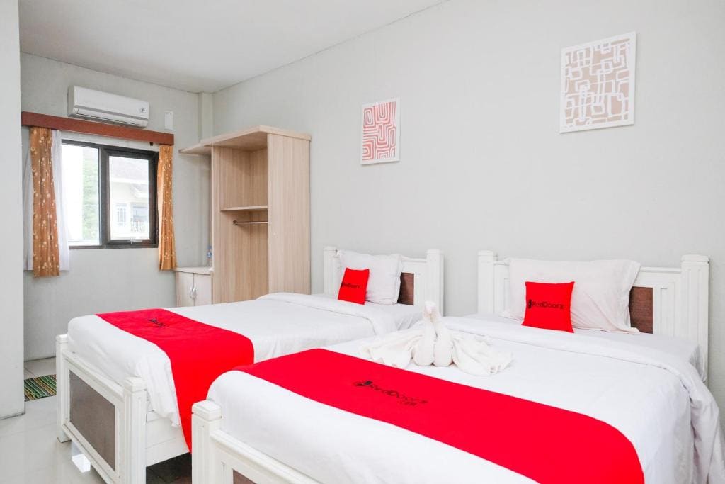 Standard Twin Room room - Image 2