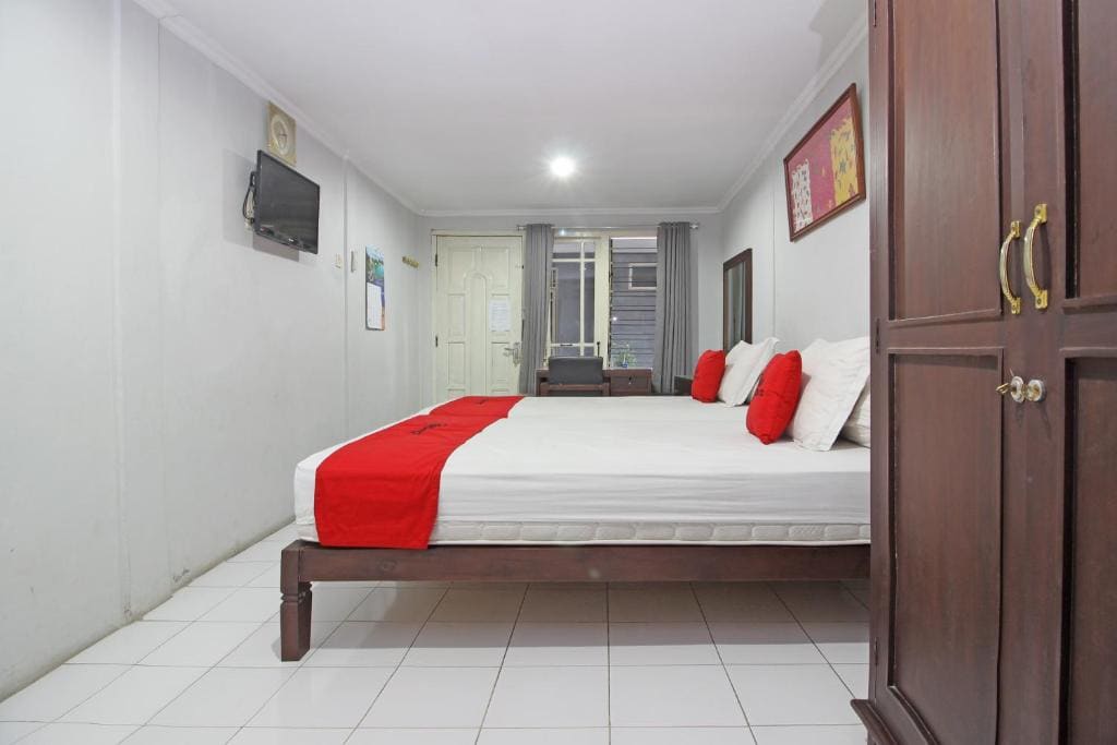 Superior Twin Room room - Image 2