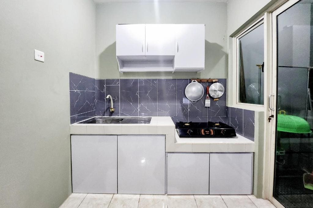 Two-Bedroom Apartment room - Image 1