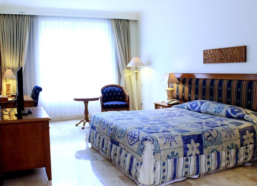 Deluxe Double or Twin Room room - Image 3