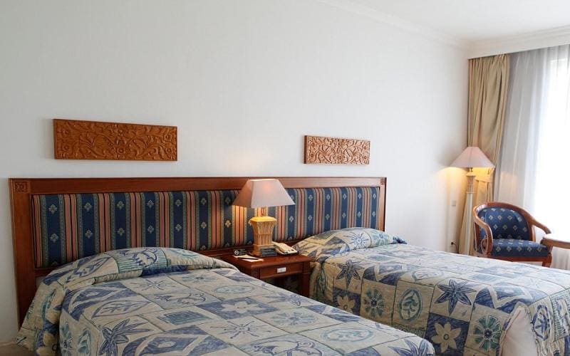 Deluxe Double or Twin Room room - Image 2