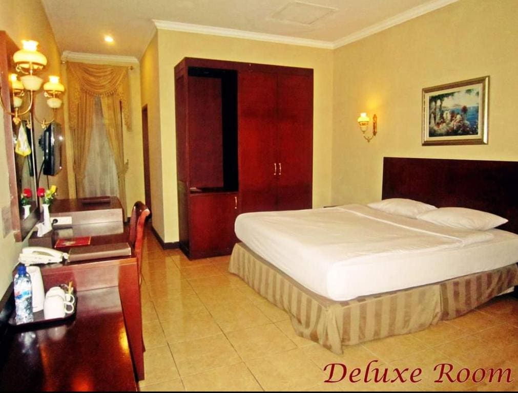 Deluxe Room room - Image 1
