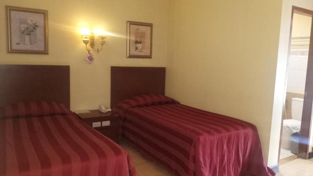 Standard Double or Twin Room room - Image 2