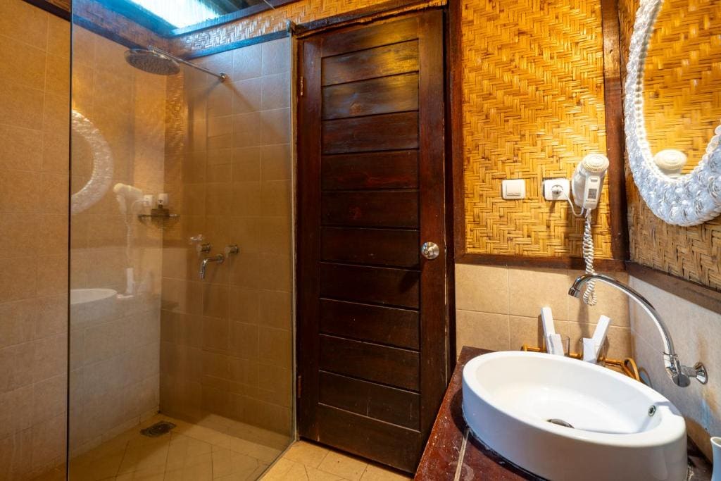 Twin Room with Garden View room - Image 3