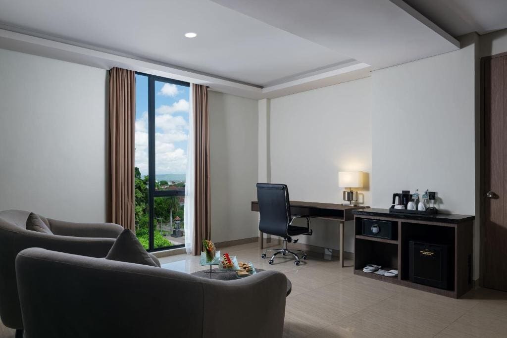 Suite room - Image 2