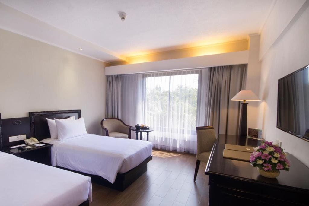 Superior Twin room - Image 1