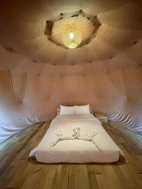 Suite Glamping room - Image 3