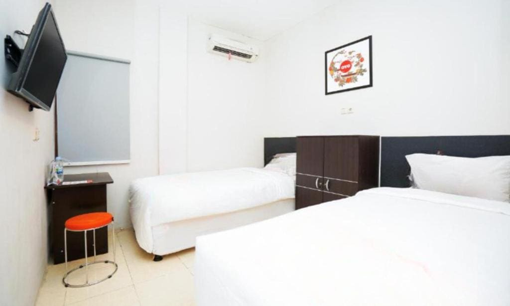 Standard Twin Room room - Image 1