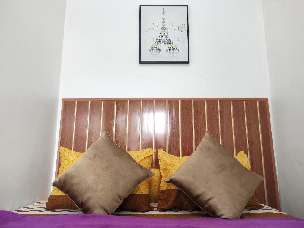 Economy Double Room room - Image 3
