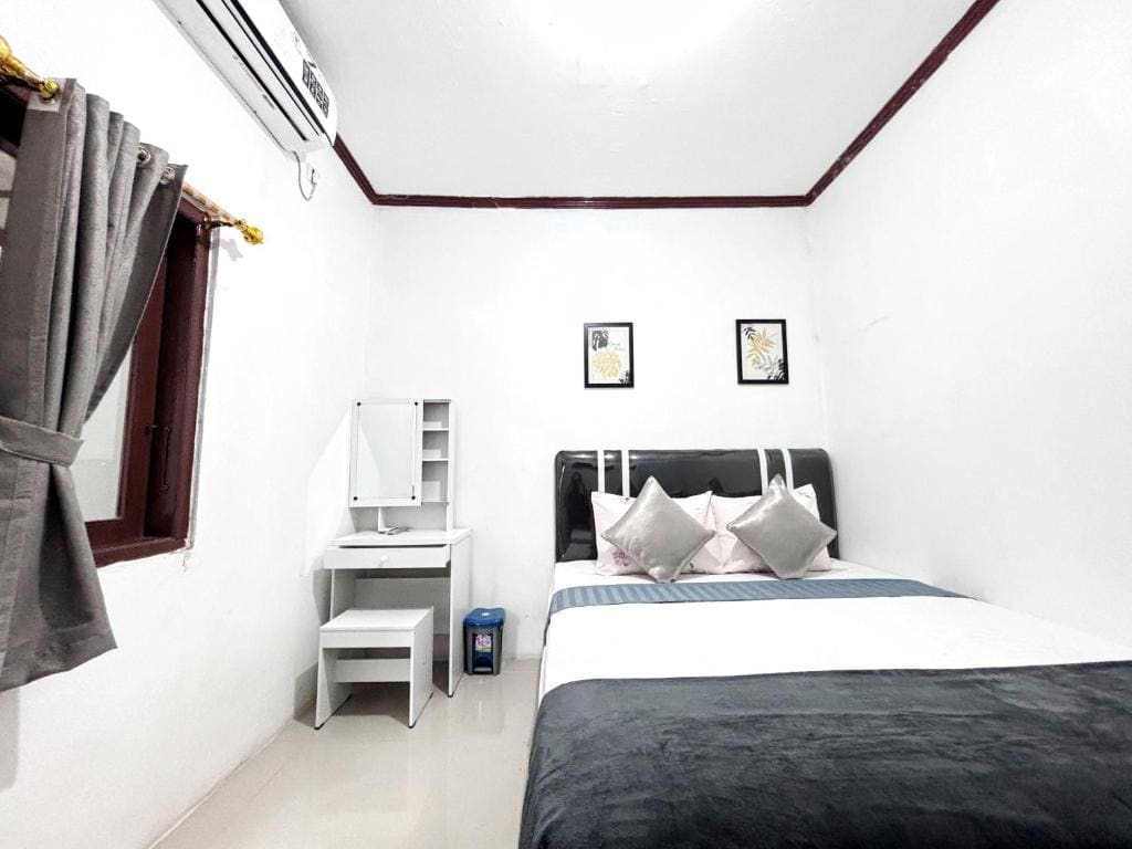 Deluxe Room room - Image 2