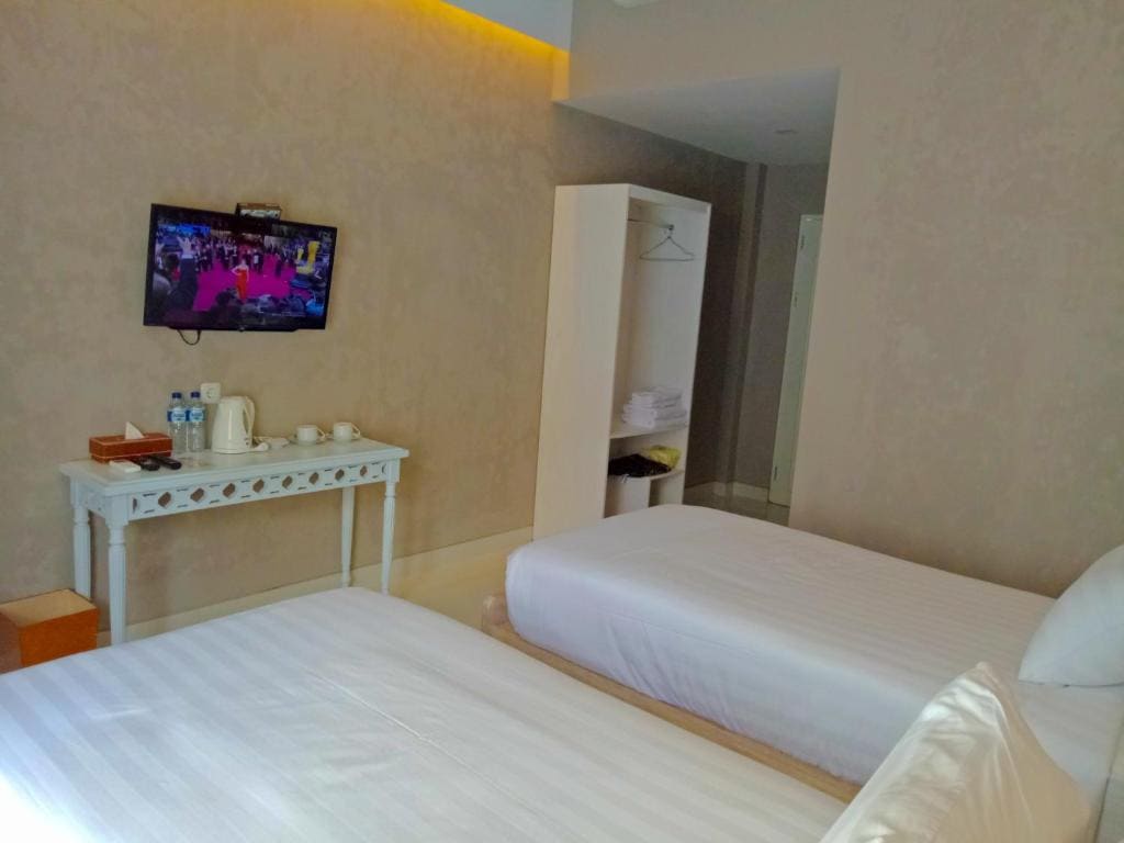 Deluxe Twin Room room - Image 1