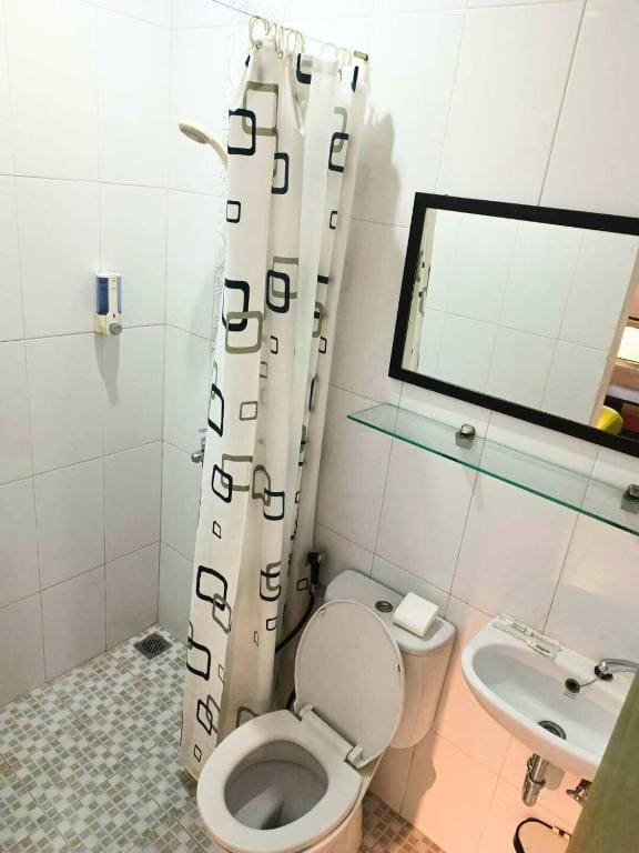 Executive Suite room - Image 1