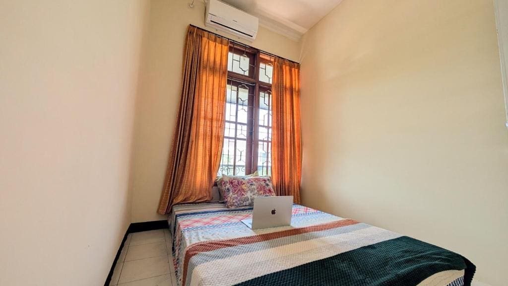 Budget Double Room room - Image 2
