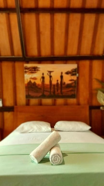 One-Bedroom Bungalow room - Image 2