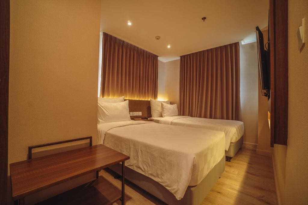 Executive Suite room - Image 1