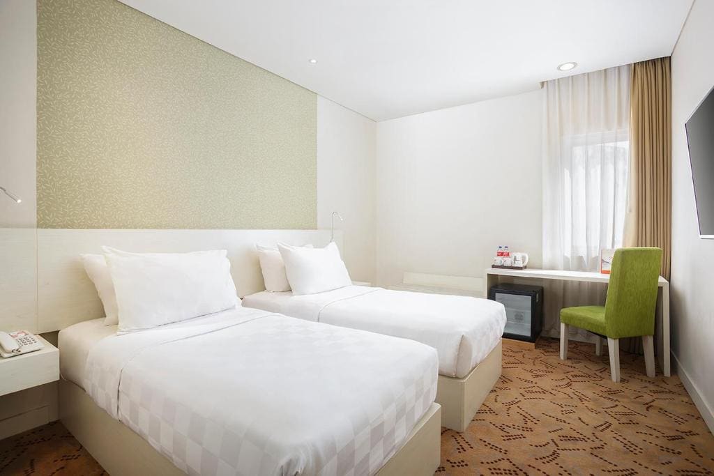 Superior Deluxe Twin Room room - Image 1