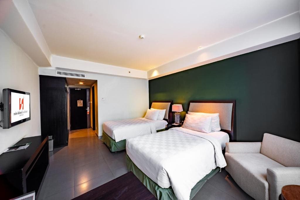 Deluxe Twin Room room - Image 1
