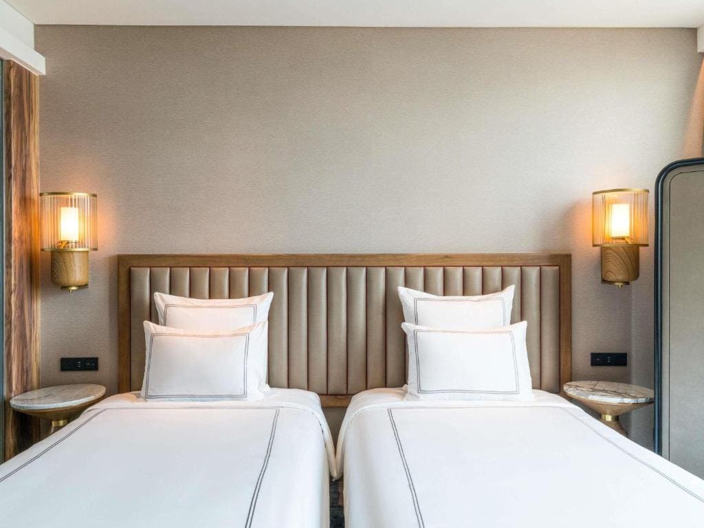 Swiss Advantage Twin Room room - Image 3